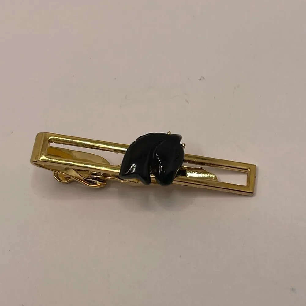New Richard Scott tie clip carved ónix